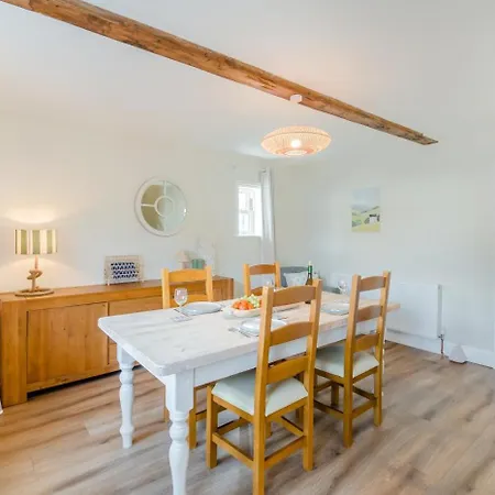 2 Bed In Oc-t36047 Hébergement de vacances *